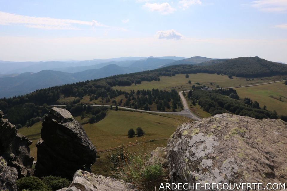 Le Mont Gerbier de Jonc en Ardèche, le Gerbier source de la Loire — free download